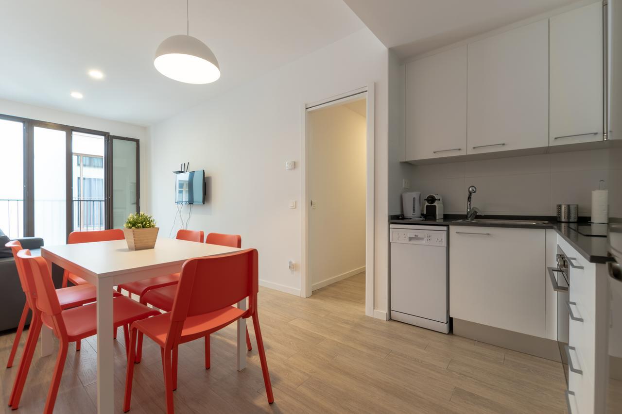 Apartments Madrina บาเลนเซีย ภายนอก รูปภาพ